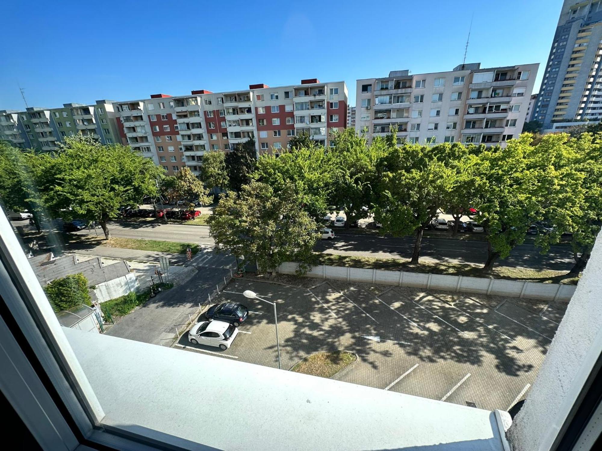 Cozy Studio Apartment In The Wider Center Pressburg Exterior foto